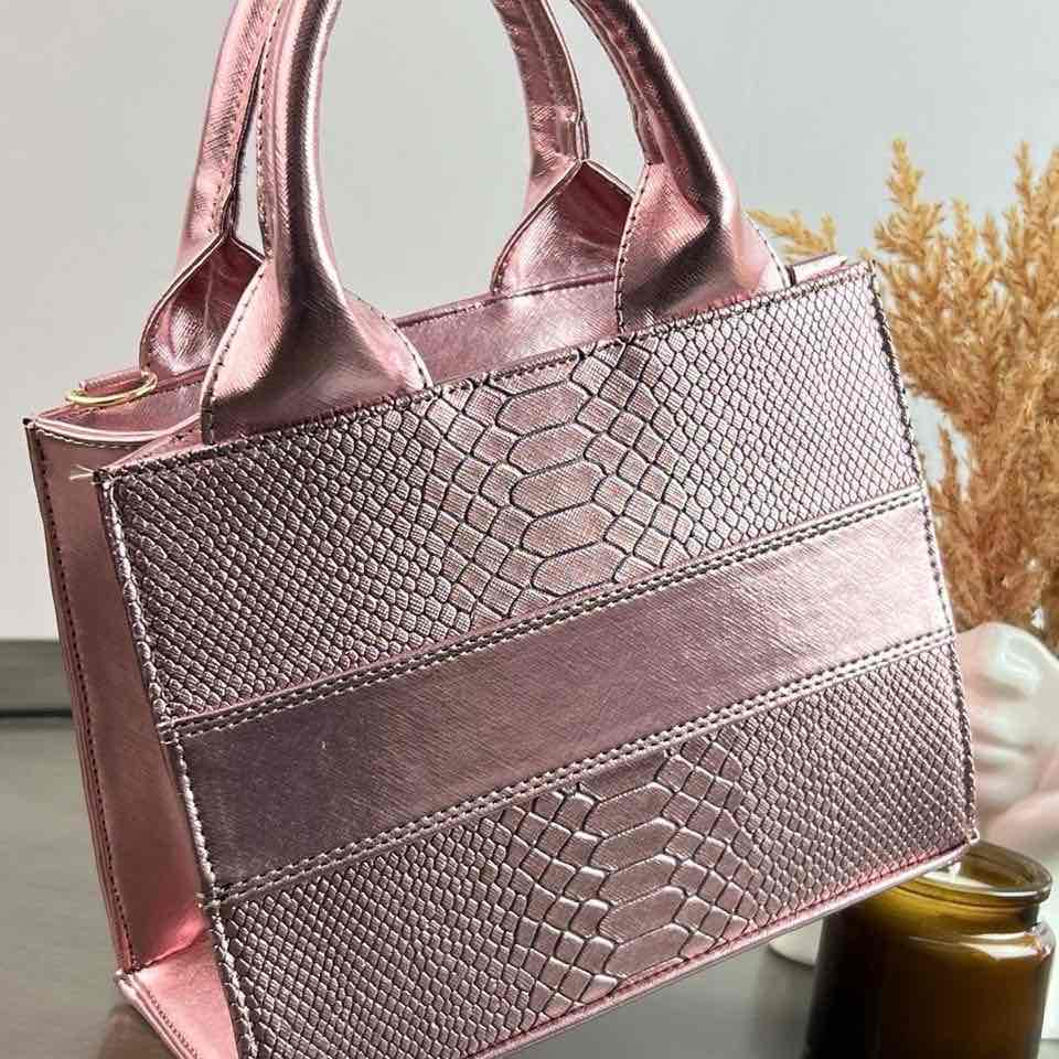 TOTE MINI ROSA CLARITO METÁLICO