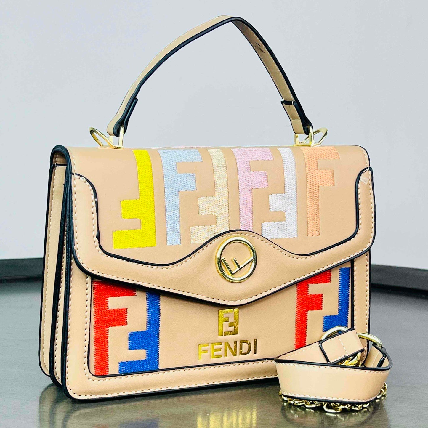 FENDI 001 MAQUILLAJE