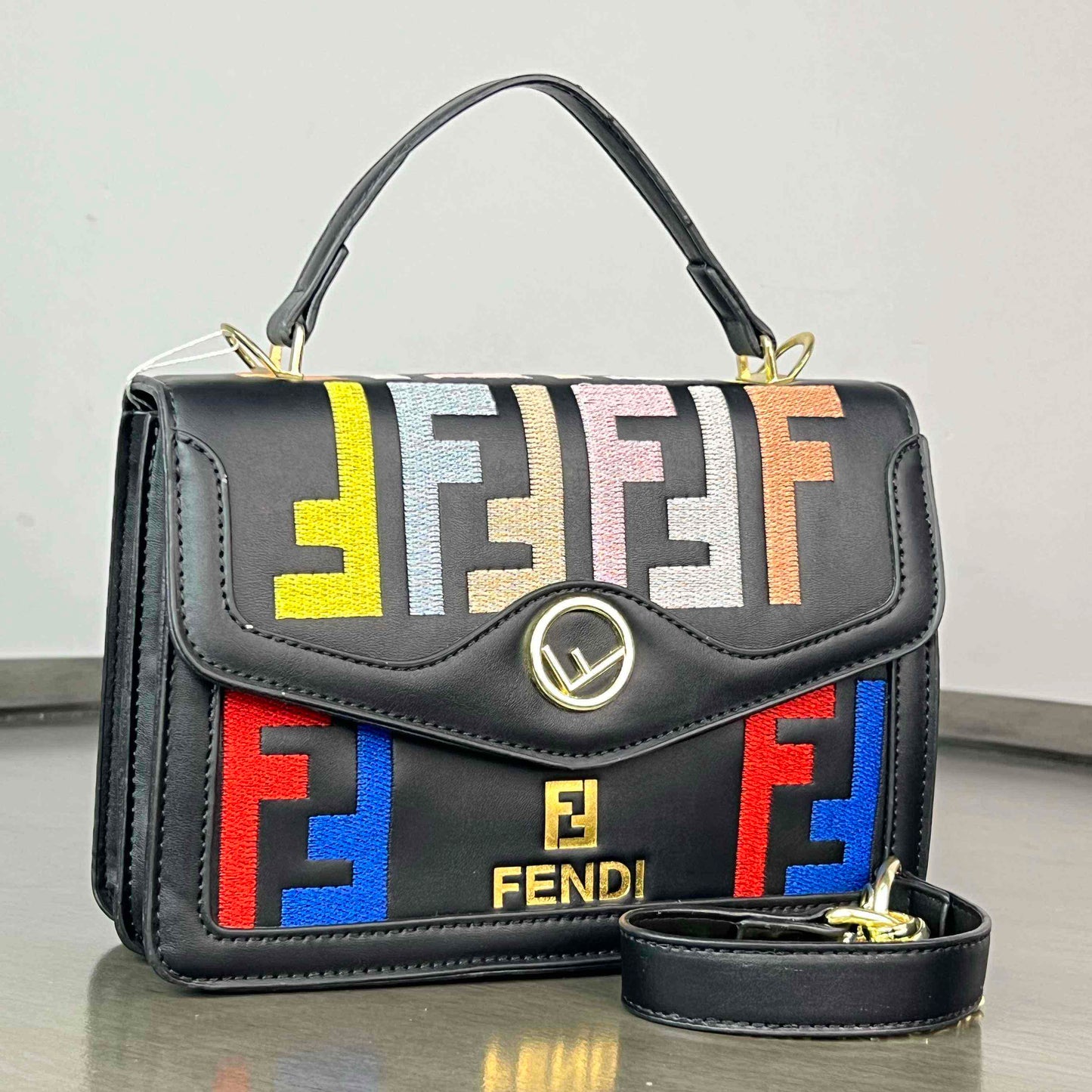 FENDI 001 NEGRO